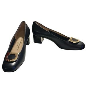 Salvatore Ferragamo Sanna Black Calfskin Leather Flat Shoes Size 8.5